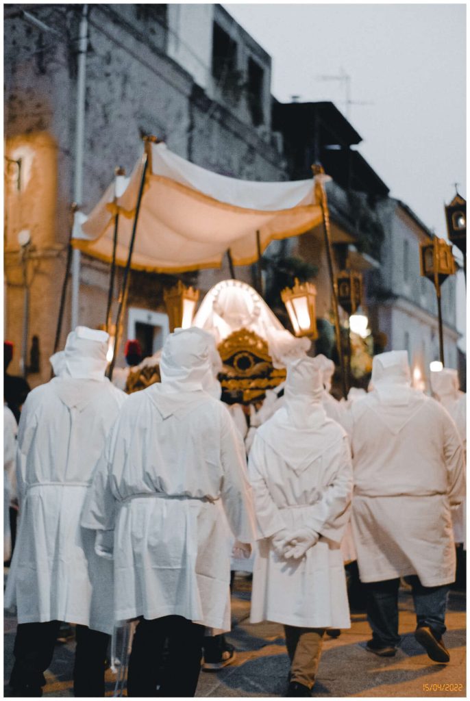 Processione del Monte - Processione del Monte 15 04 22 Davide Baraldi 029 686x1024 Processione del Monte - Processione del Monte 15 04 22 Davide Baraldi 029 686x1024