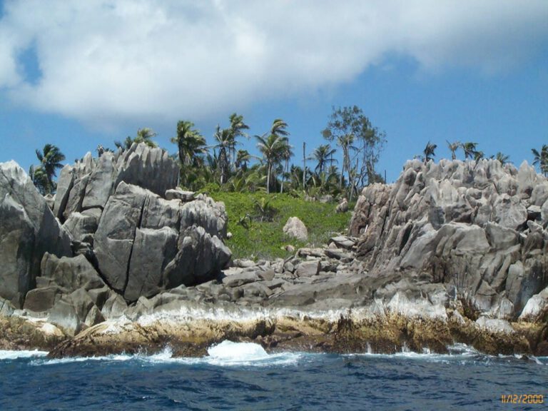 Seychelles 2000 - Mariam 100 1171