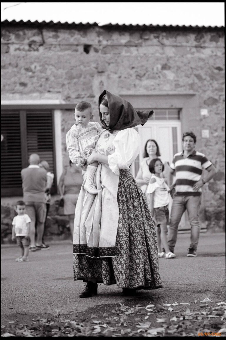 Festa Sant’Anna Siliqua - SantAnna Siliqua black and white DSCF5774