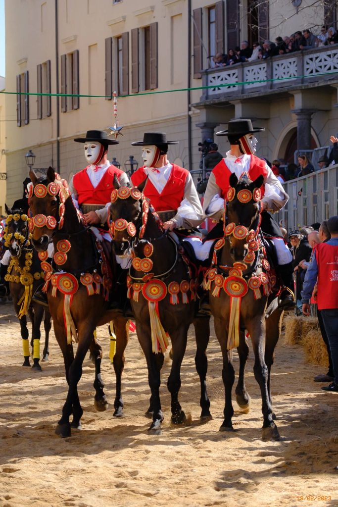 Fotografie Sartiglia del Gremio dei Contadini - 01. Sartiglia 19 Feb 2023 Gremio dei Contadini DSCF0157 683x1024