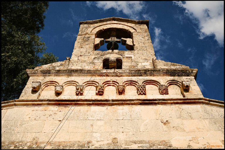 La Maestosità della Chiesa di Santa Maria