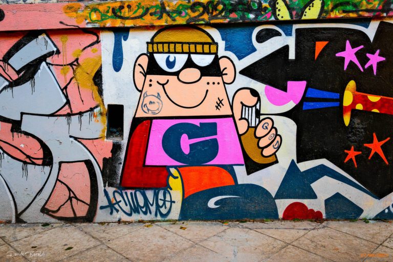 Via dei graffiti Cagliari DSCF3208
