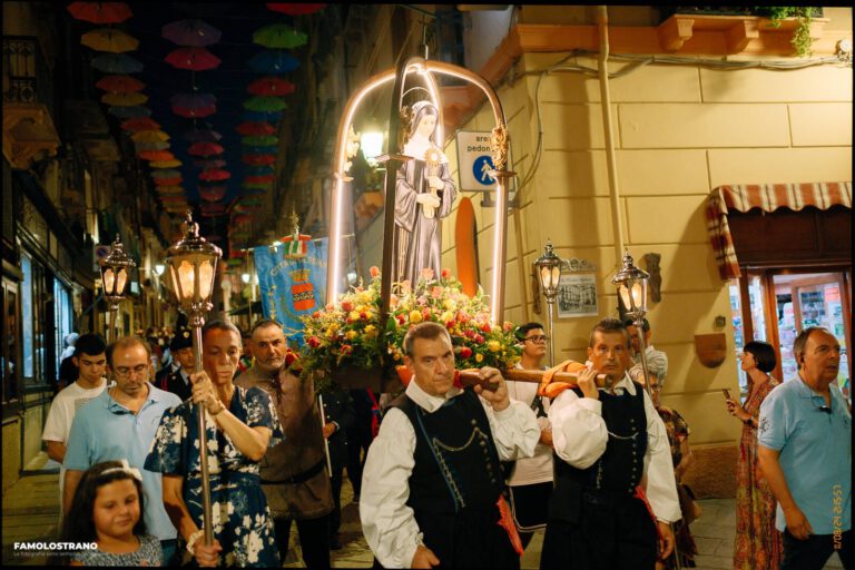 Festa Santa Chiara Iglesias per: Tradizioni