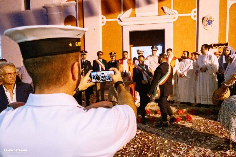 Processione di Sant'Antioco Martire per: Tradizioni