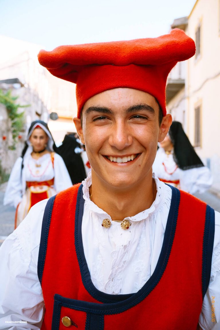 Processione di Sant'Antioco Martire per: Tradizioni