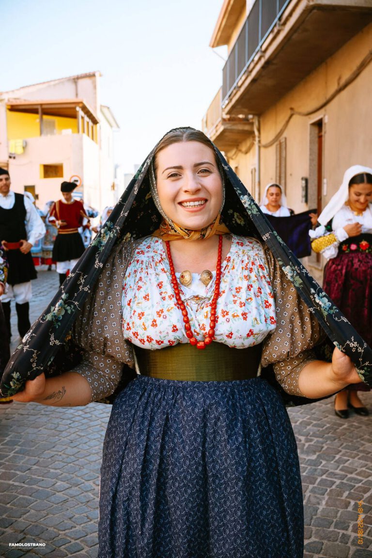 Processione di Sant'Antioco Martire per: Tradizioni