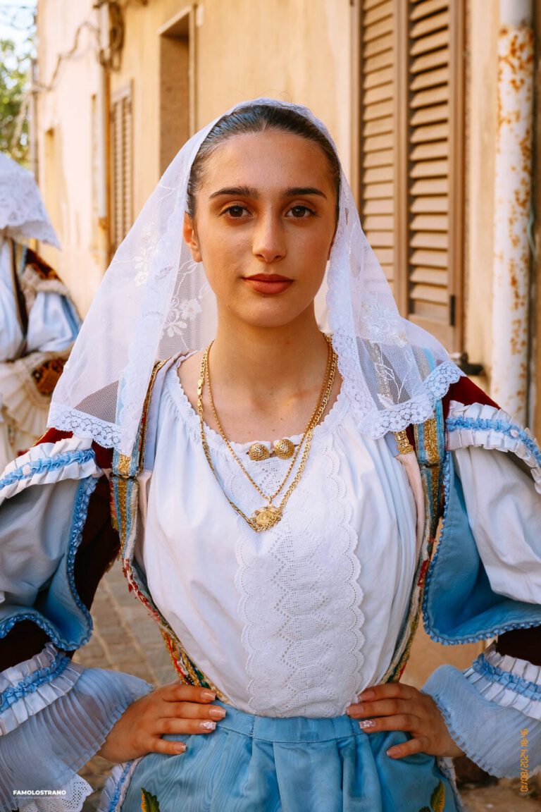 Processione di Sant'Antioco Martire per: Tradizioni