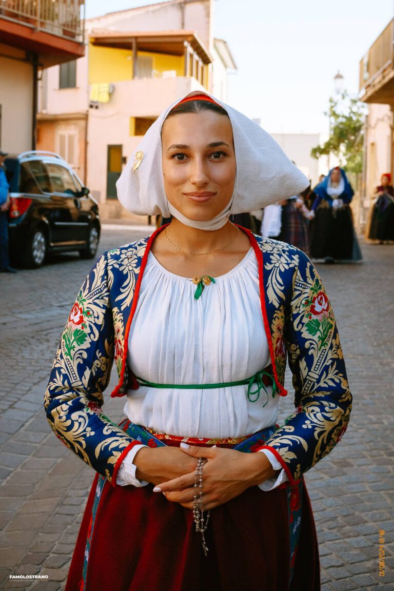 Processione di Sant'Antioco Martire per: Tradizioni