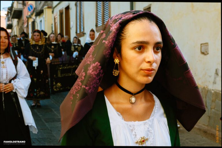 Processione di Sant'Antioco Martire per: Tradizioni