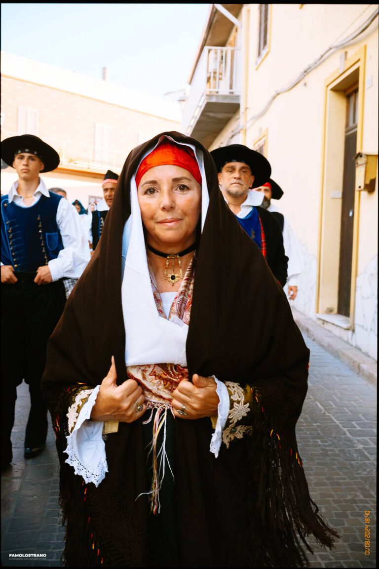 Processione di Sant'Antioco Martire per: Tradizioni