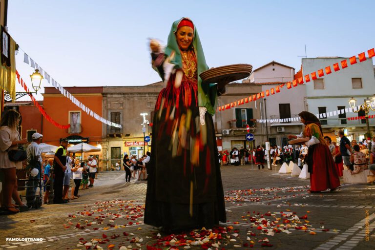 Processione di Sant'Antioco Martire per: Tradizioni