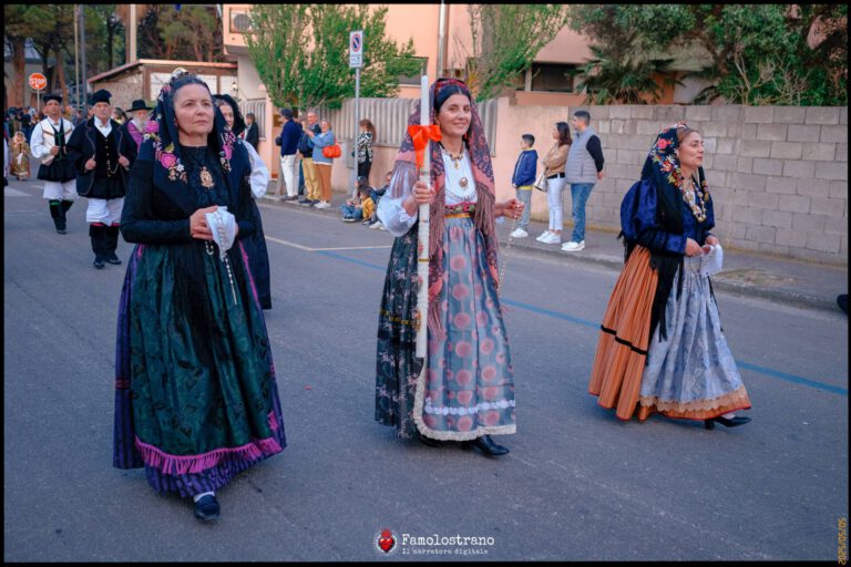 Processione a Sant’Antioco 43