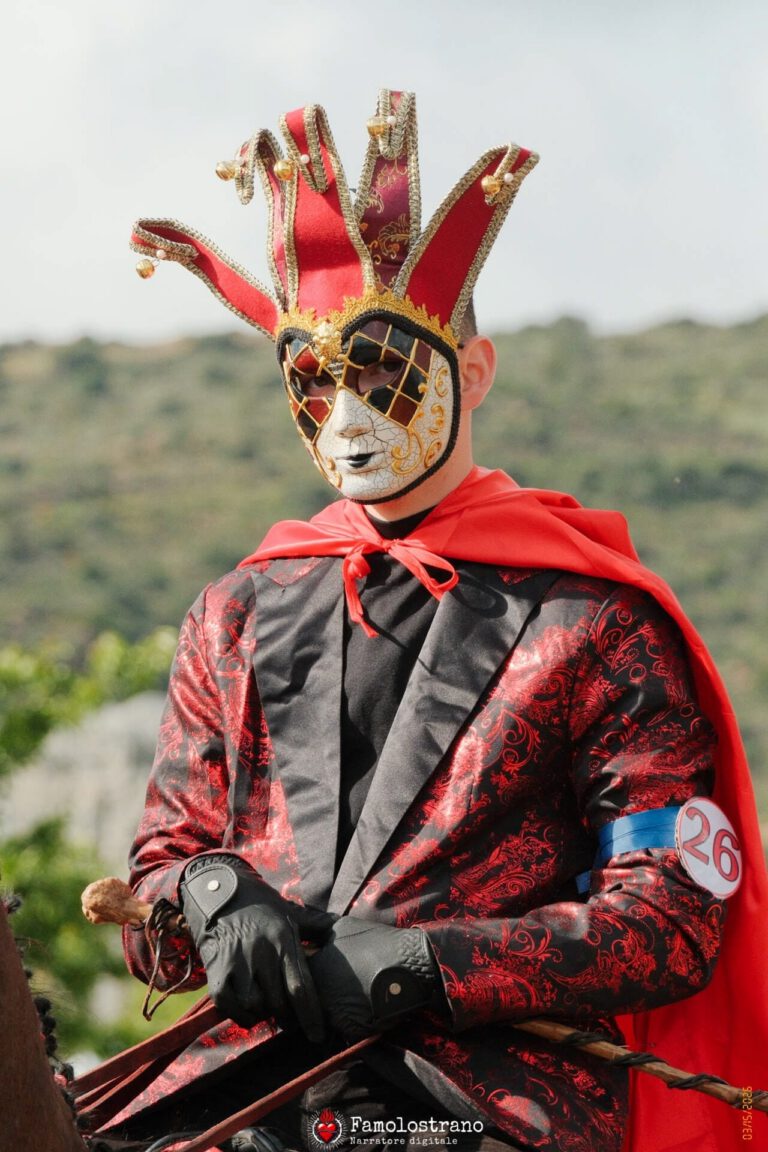 Carnevale a Sinnai Pentolaccia DSCF3567