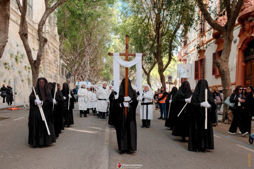 Processione del Sabato Santo – Confraternita della Solitudine