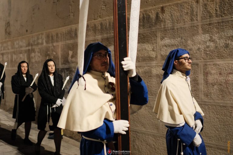 Giro delle sette Chiese. Processione con il Simulacro di Sant’Efisio DSCF4511