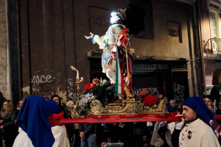 Giro delle sette Chiese. Processione con il Simulacro di Sant’Efisio DSCF4597