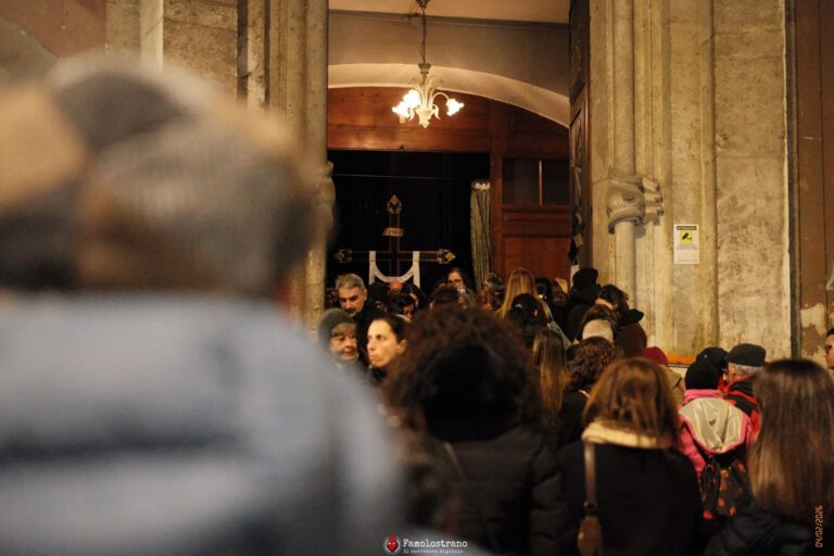 Giro delle sette Chiese. Processione con il Simulacro di Sant’Efisio DSCF4611