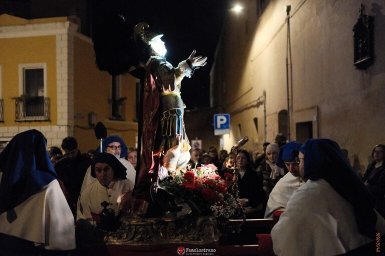 Giro delle sette Chiese. Processione con il Simulacro di Sant’Efisio DSCF4676