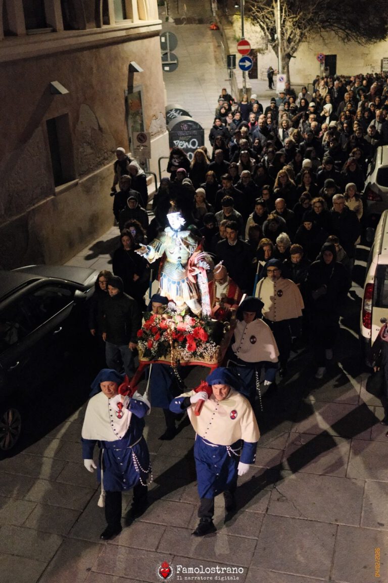 Giro delle sette Chiese. Processione con il Simulacro di Sant’Efisio DSCF4728