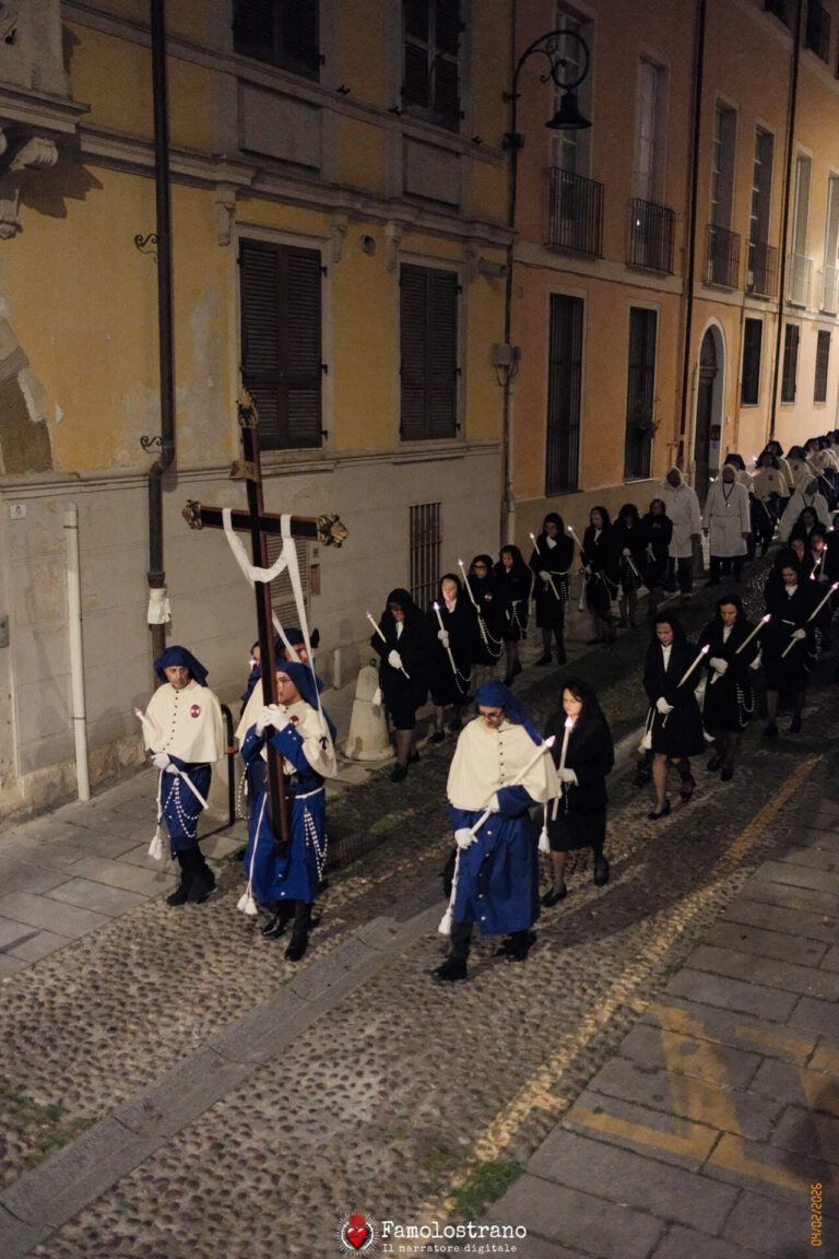 Giro delle sette Chiese. Processione con il Simulacro di Sant’Efisio DSCF4760