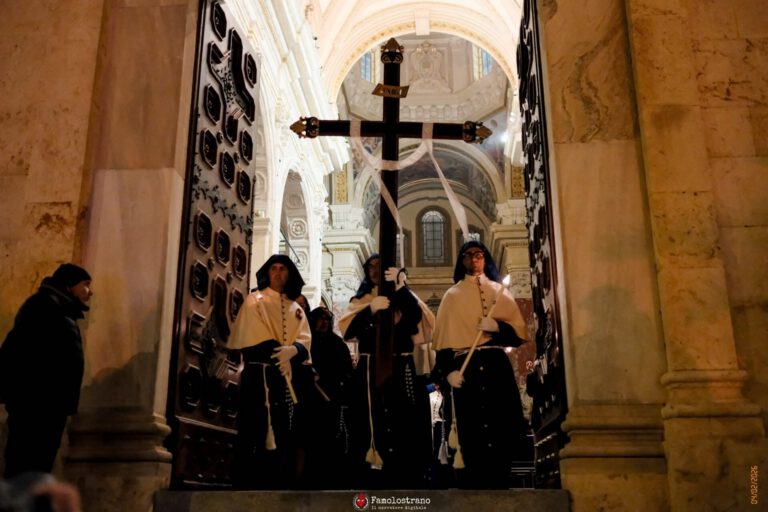 Giro delle sette Chiese. Processione con il Simulacro di Sant’Efisio DSCF4810