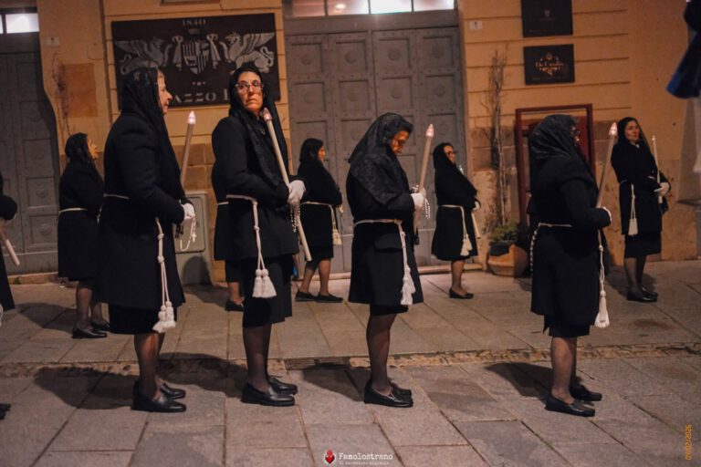 Giro delle sette Chiese. Processione con il Simulacro di Sant’Efisio DSCF4831