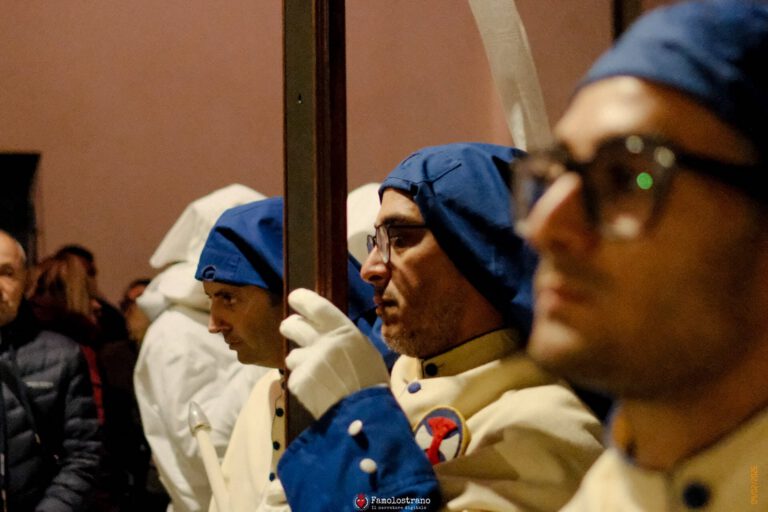 Giro delle sette Chiese. Processione con il Simulacro di Sant’Efisio DSCF4885