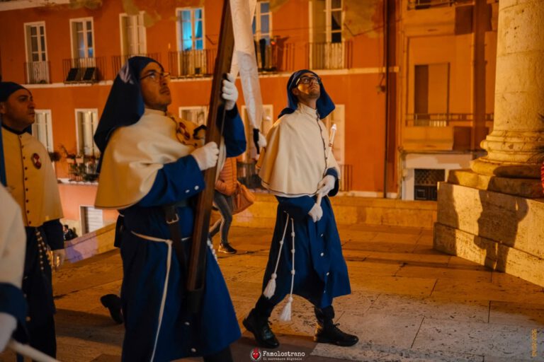 Giro delle sette Chiese. Processione con il Simulacro di Sant’Efisio DSCF4937