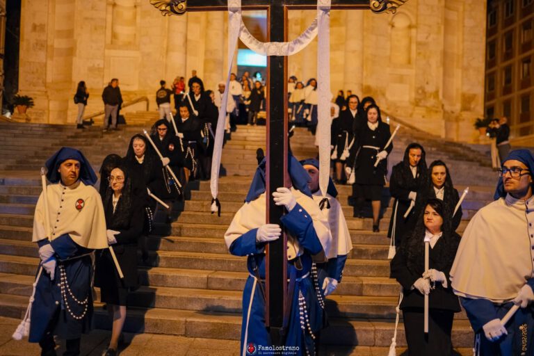 Giro delle sette Chiese. Processione con il Simulacro di Sant’Efisio DSCF4948