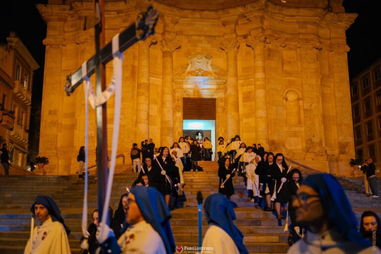 Giro delle sette Chiese. Processione con il Simulacro di Sant’Efisio DSCF4949