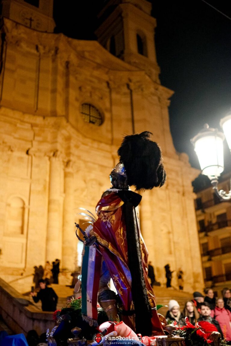 Giro delle sette Chiese. Processione con il Simulacro di Sant’Efisio DSCF4962