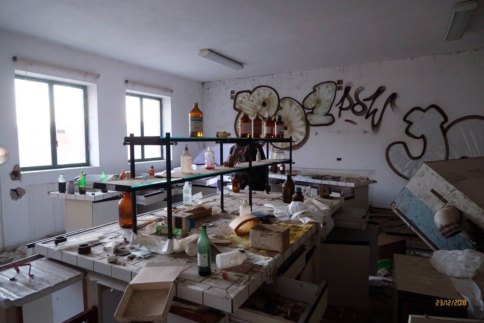Distilleria abbandonata Cagliari - Urbex Sardegna 001 1024x683