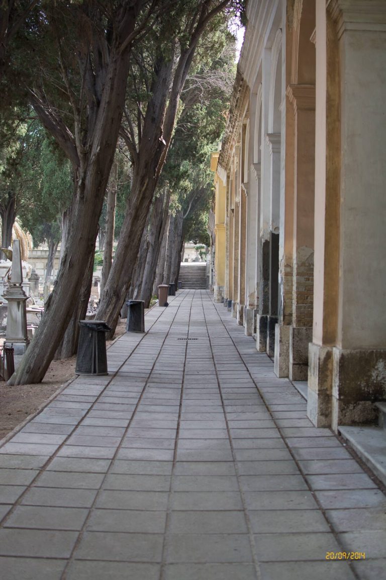 Cimitero monumentale di Bonaria - Cimitero monumentale cagliari 005