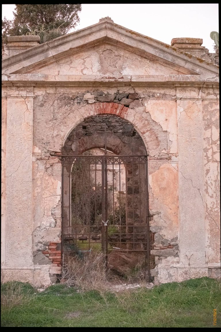 cimitero abbandonato Sardegna 01